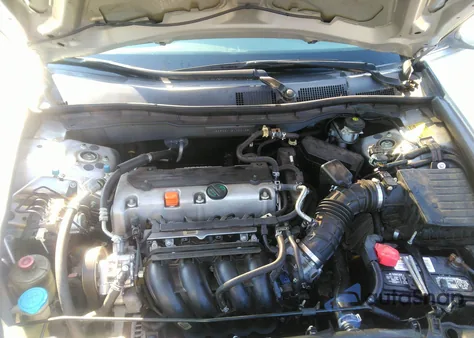 2008 Honda Accord Lxp from USA, damaged, VIN 1HGCP264X8A033125